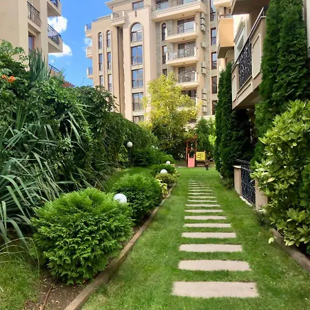 Menada In Dawn Park Delux Apartament *